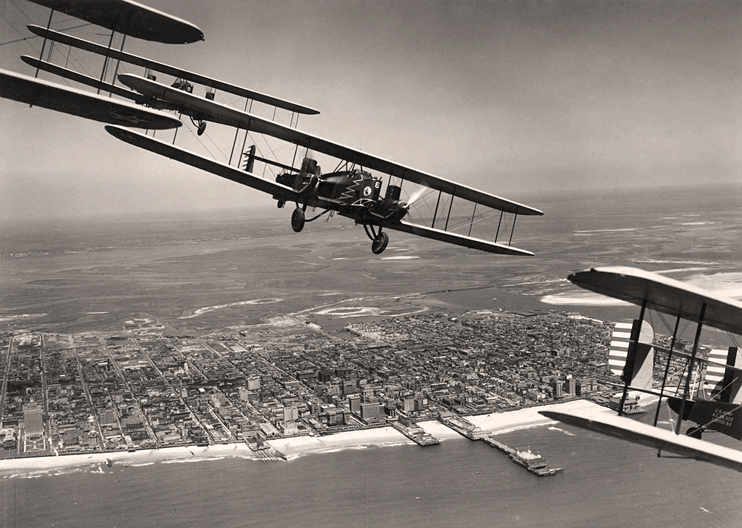 Curtiss B-2 Condor